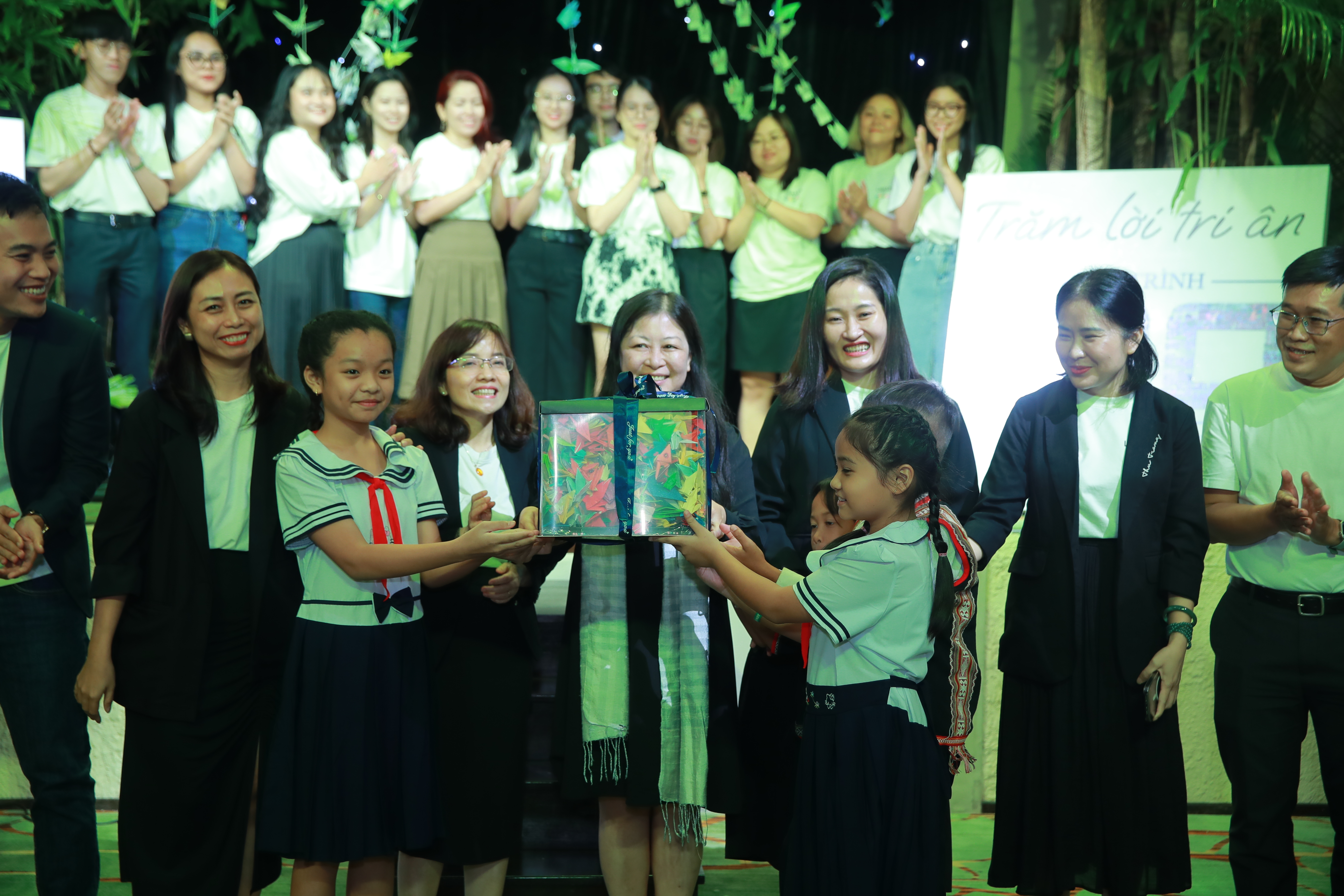 Sự kiện tri ân 100 thư viện
